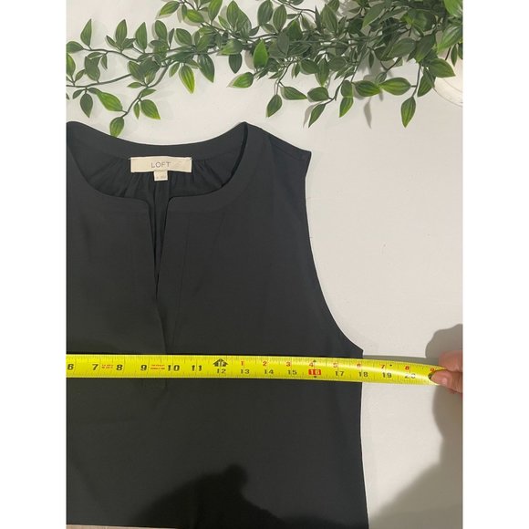 Ann Taylor Loft Black Sleeveless Split-Neck Blouse S - Picture 10 of 12